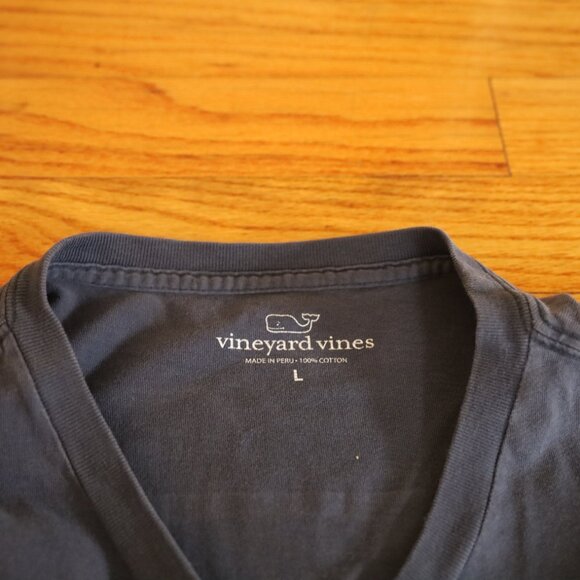 Vineyard Vines Patriots Long Sleeve Size L - Picture 2 of 3